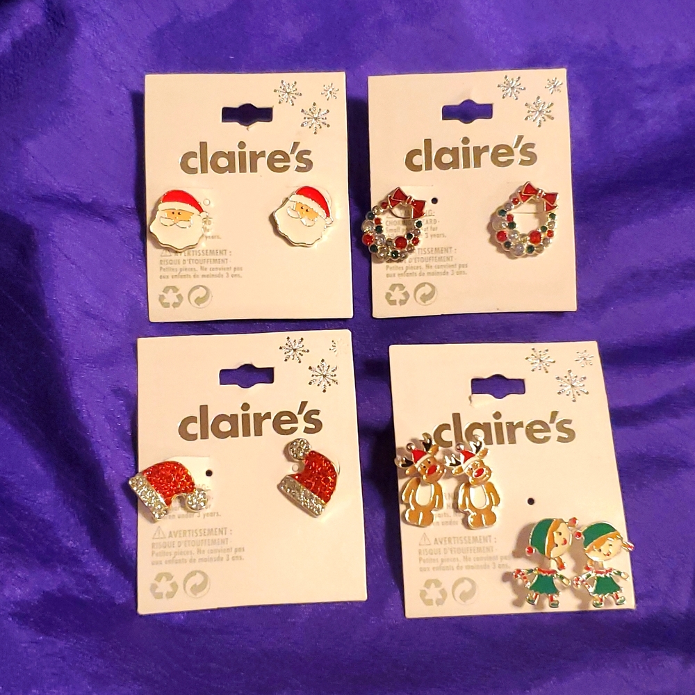 4 pack 5 pairs! Claire's Christmas earrings lot santa wreath reindeer holiday - Picture 1 of 6